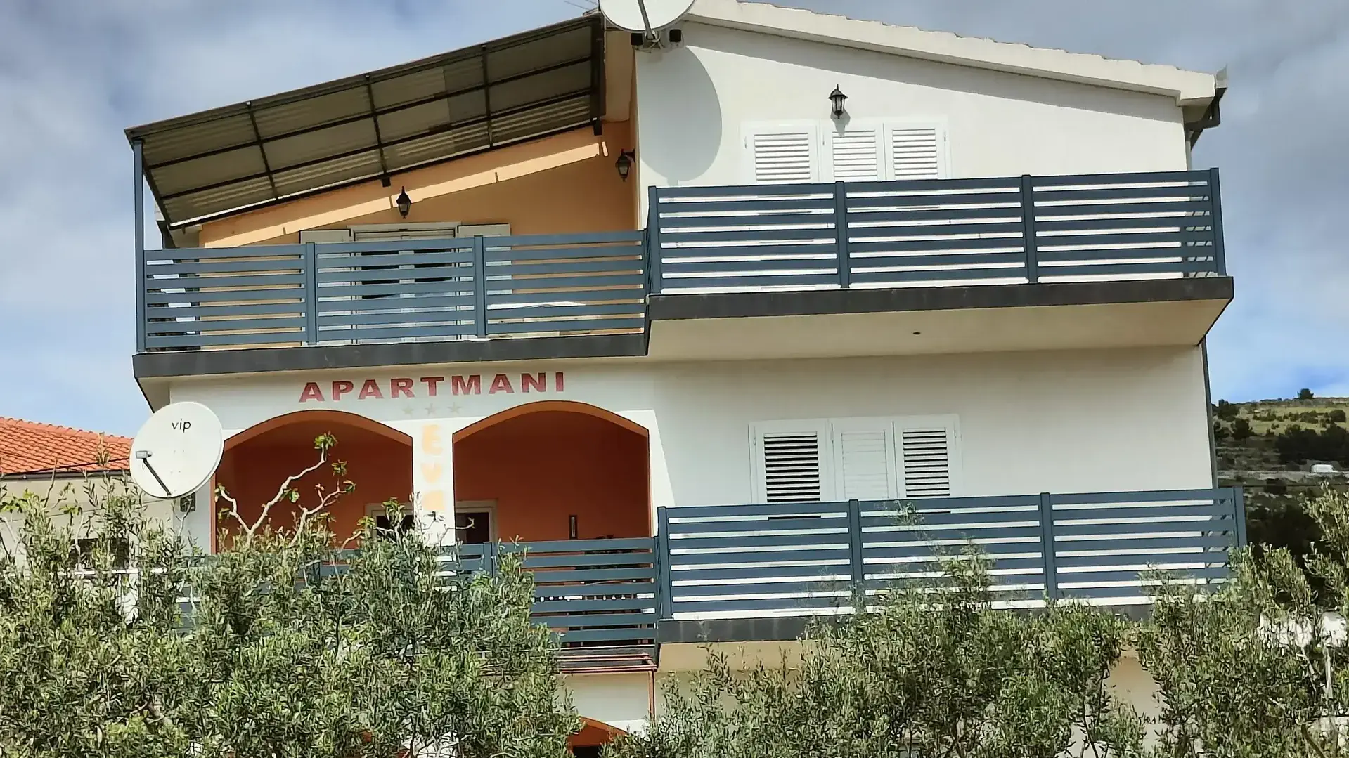 House 1